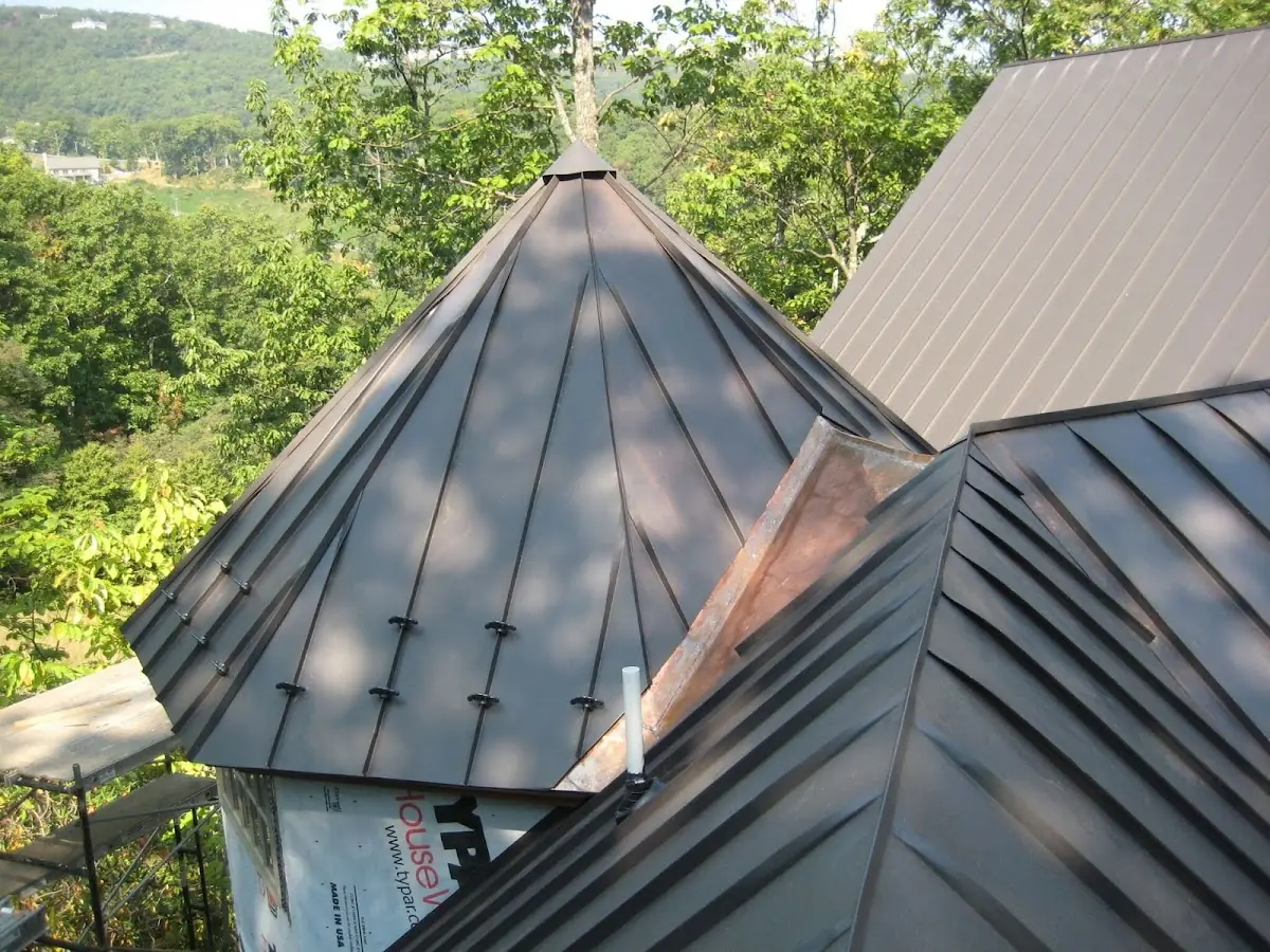 Professional Shingle Replacement & Repair by Craftsman Roofing in Brentwood